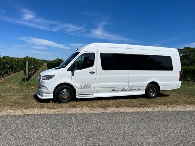 Limo Bus